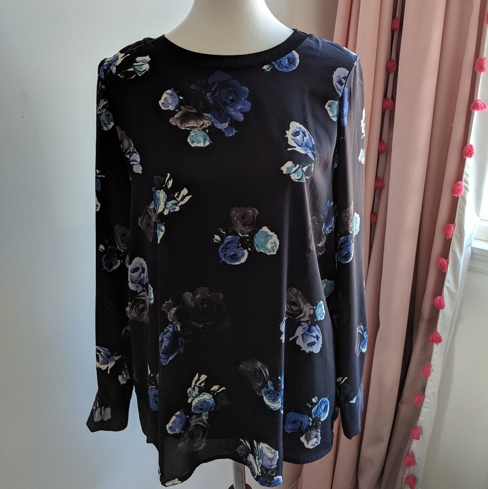 Blue floral tunic top